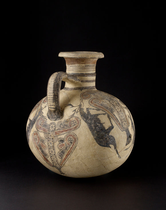 Bichrome IV barrel-shaped Cypro-Phoenician jug